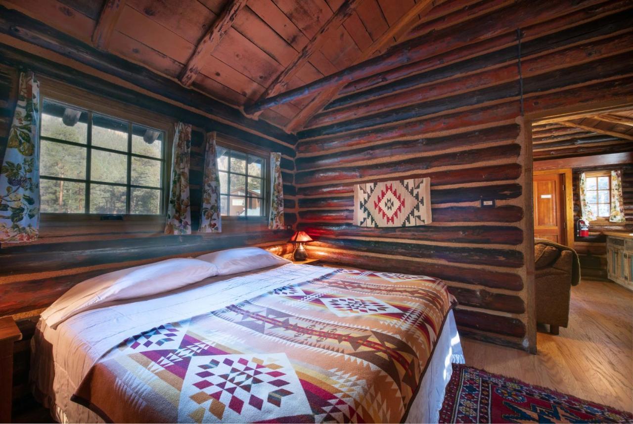 Corkins Lodge Chama 外观 照片