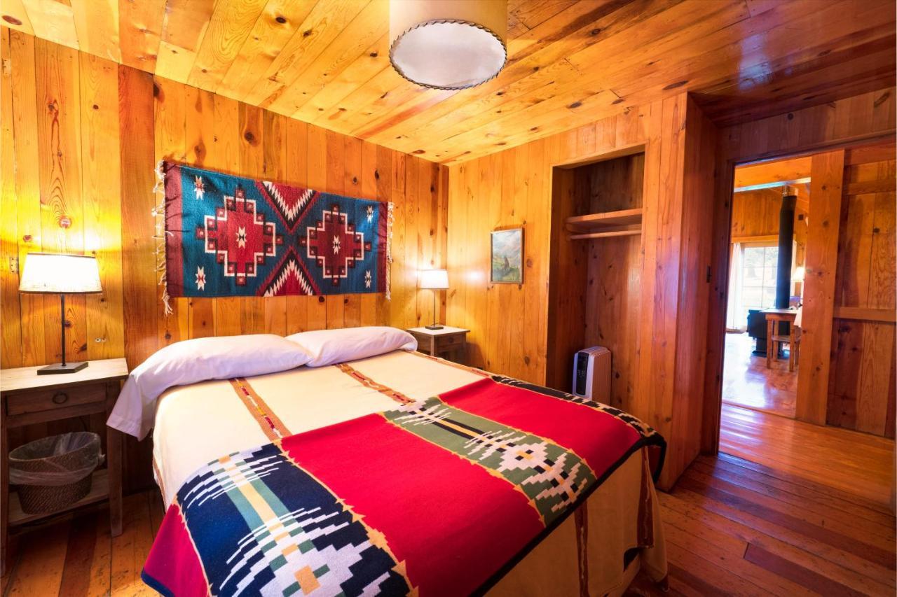Corkins Lodge Chama 外观 照片