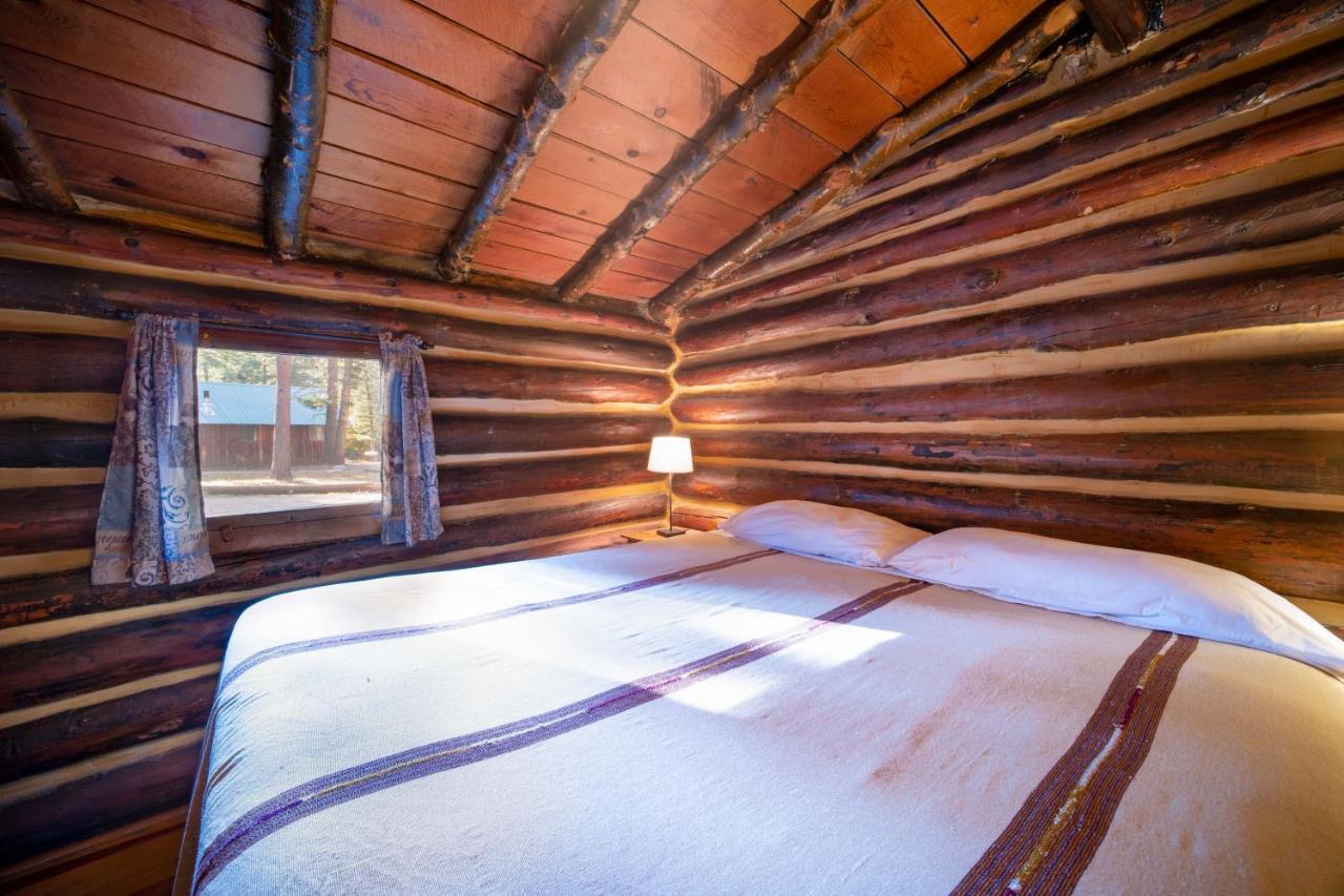 Corkins Lodge Chama 外观 照片